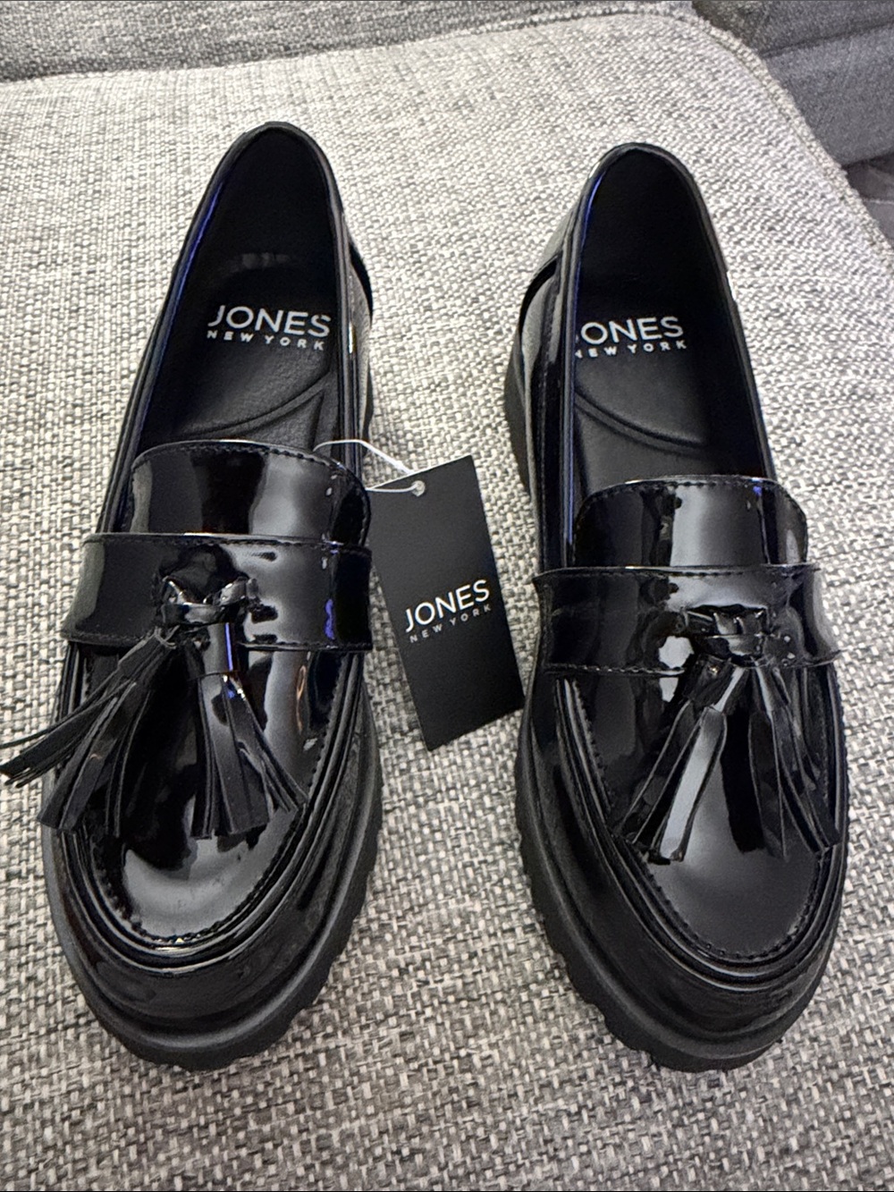 NWT Jones New York Patent Leather Chunky Tassel Lug Sole Loafers Size 6